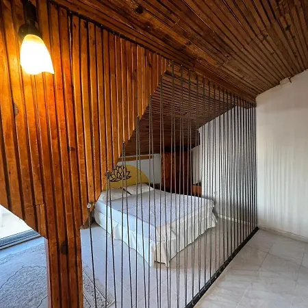 Appart hôtel Lena Boutique *