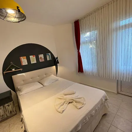 Hotel de apartamente Lena Boutique