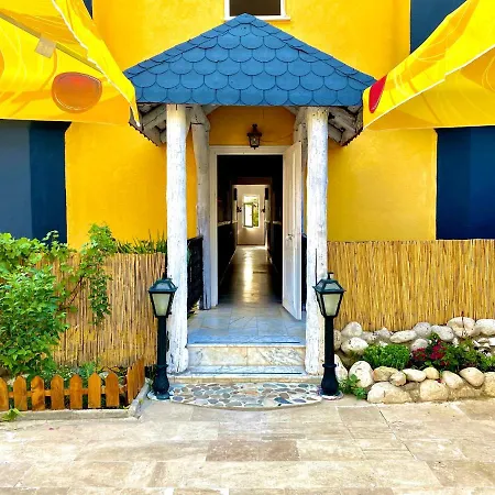 Lena Boutique Фетхие