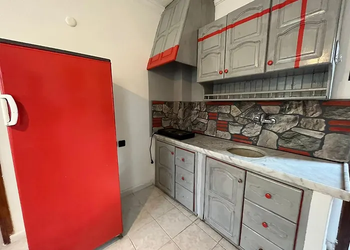 Ξενοδοχείο με διαμερίσματα Lena Boutique