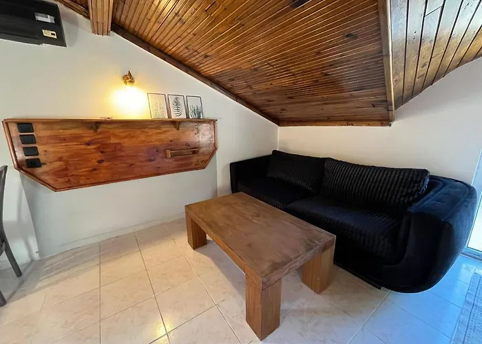 Lena Boutique Апарт-отель *