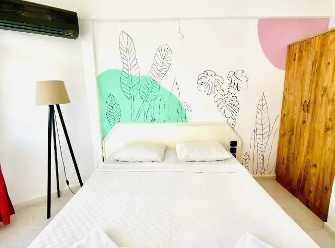 Lena Boutique Апарт-отель