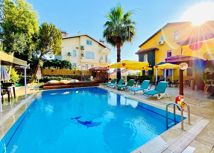 Lena Boutique Апарт-отель