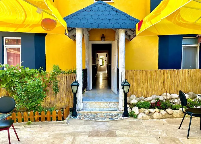 Lena Boutique Фетхие